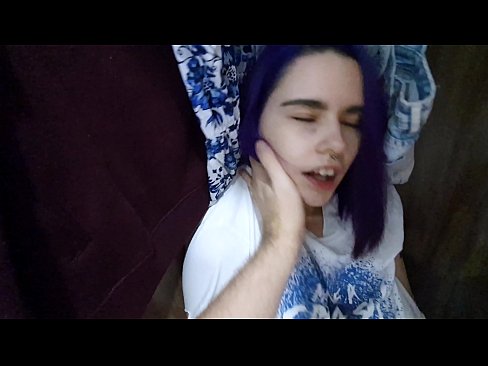 ❤️ Нашел сестренку в шкафу и помог кончить ️❌ Ебля на нашем сайте
